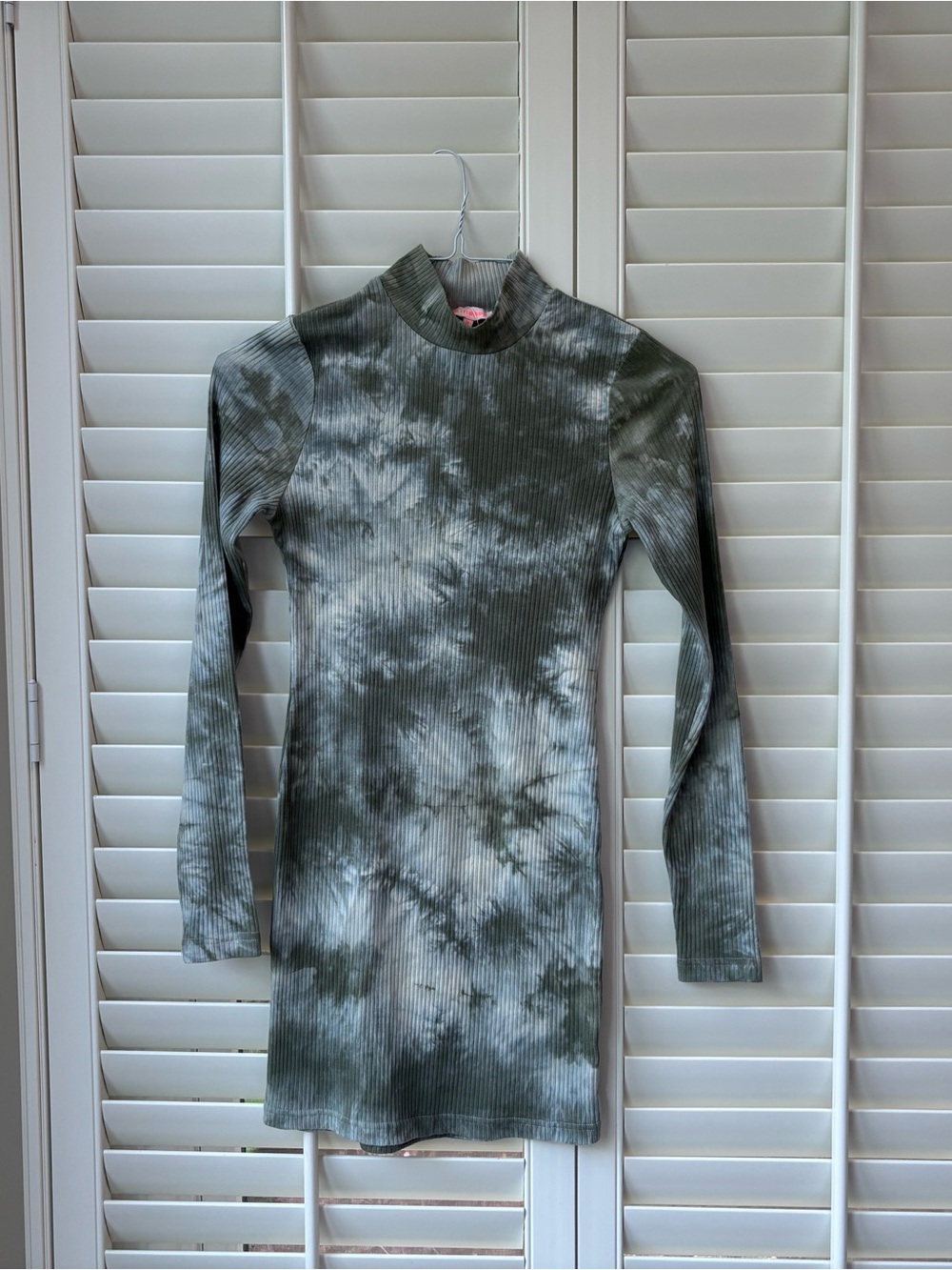 re:named Olive Green and Light Gray Tie-Dye Mock Neck Long Sleeve Dress